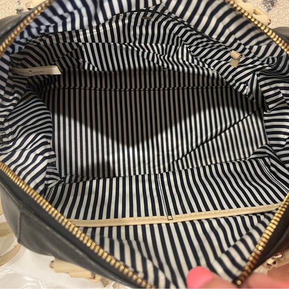 Kate Spade Purse - Picture 9 of 9